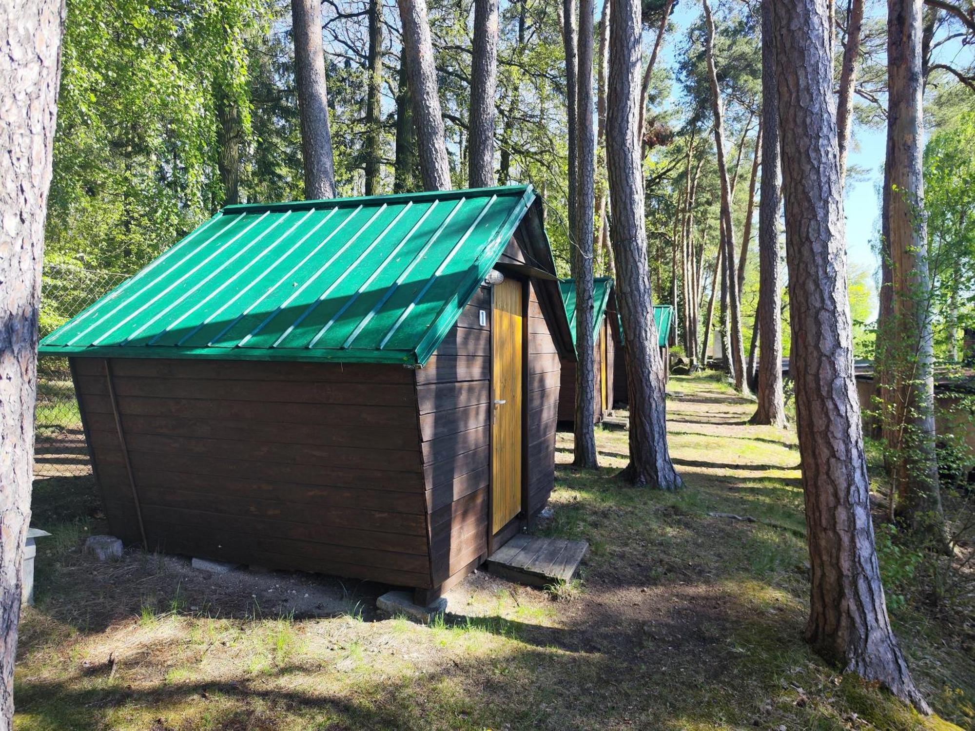 Yacht Club Bezdrev Hotell Hluboká nad Vltavou Exteriör bild